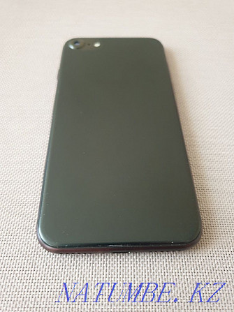 IPhone SE 2020 Black 128 gb Нуркен - изображение 2