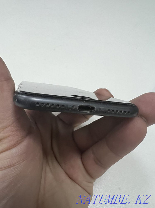 Selling iPhone 8 in good condition Kokshetau - photo 4