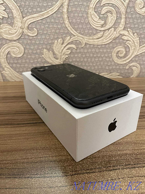 iPhone 11 2 sim  - photo 2