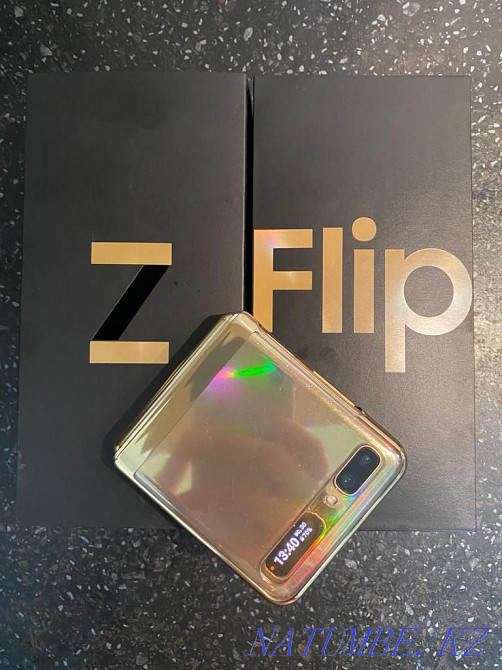 Sell Z-flip Samsung 256GB or exchange for Iphone Aqtobe - photo 1
