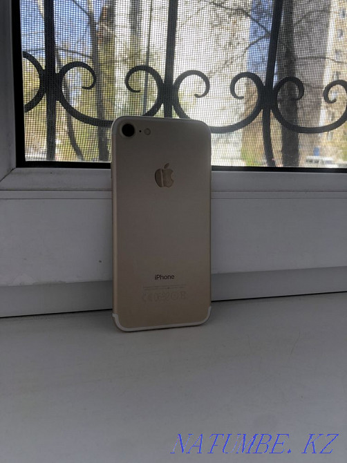 Iphone 7 32gb gold Karagandy - photo 2