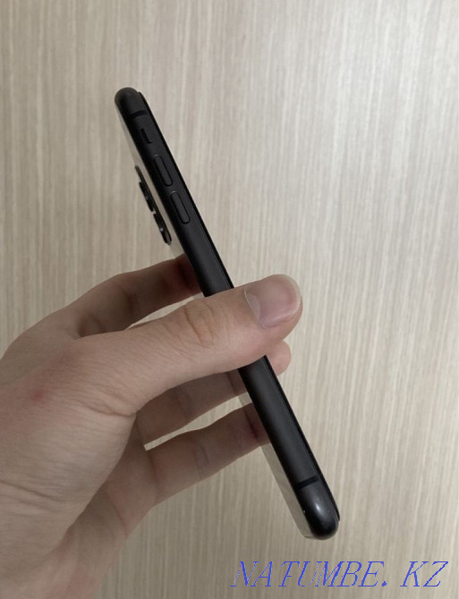 Iphone 11 черный Усть-Каменогорск - изображение 3