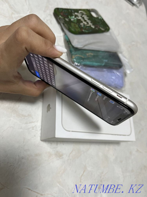iPhone 11 white 128gb | iPhone 11 128gb White  - photo 4