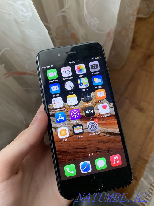 Selling IPhone 8,64Gb in perfect condition Almaty - photo 1