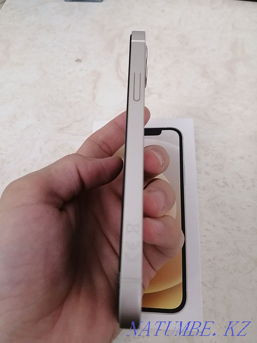 Iphone 12 64 g in white color Shymkent - photo 2
