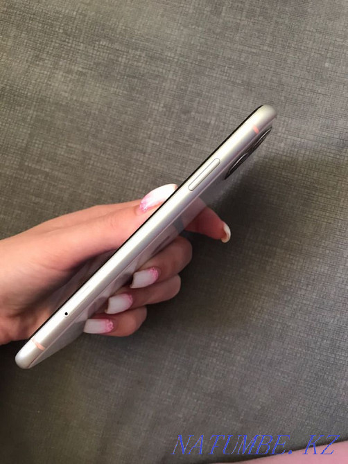 Iphone11 white 128gb  - photo 3