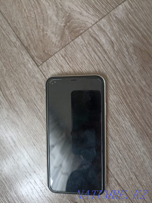 Продам Айфон 11 и наушник вместе Боралдай - изображение 2