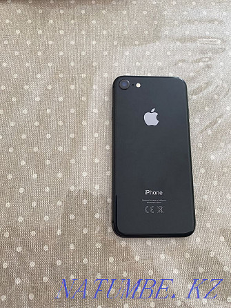 iPhone 8, 64 ГБ, ғарыш сұр  Алматы - изображение 2