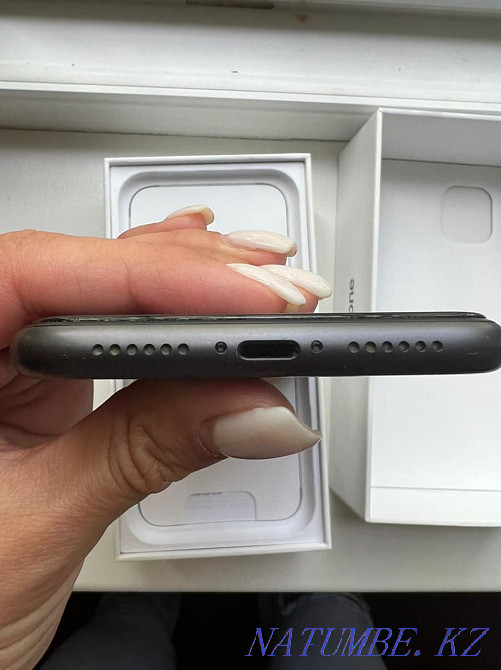 iPhone 11/ 128 Гб Аррle Чёрный Алматы - изображение 5