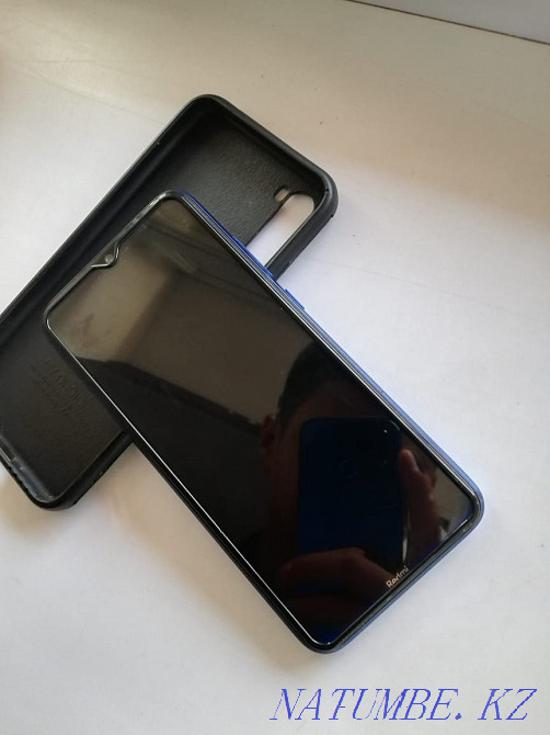 Redmi Note 8 4/64GB  - photo 2