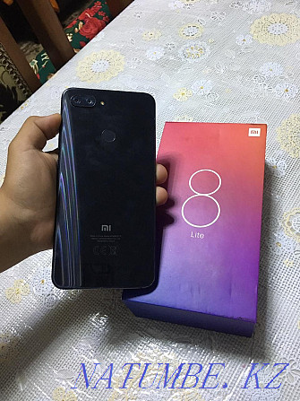 Xiaomi Mi 8Lite.  - photo 1