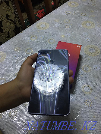 Xiaomi Mi 8Lite.  - photo 2