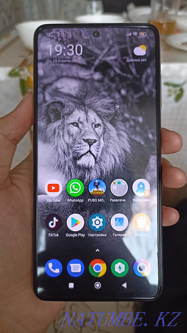 Poco x3 pro 6+2/128 , airpods 2 Караганда - изображение 1