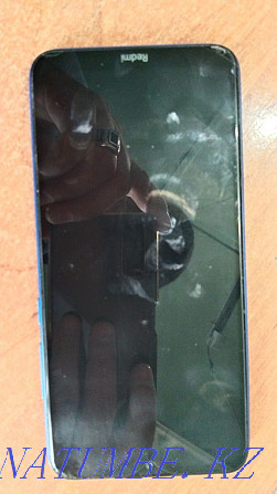 Xiaomi Redmi 8 A...2/32 смартфонын сатамын. Тамаша күйде.  Өскемен - изображение 4