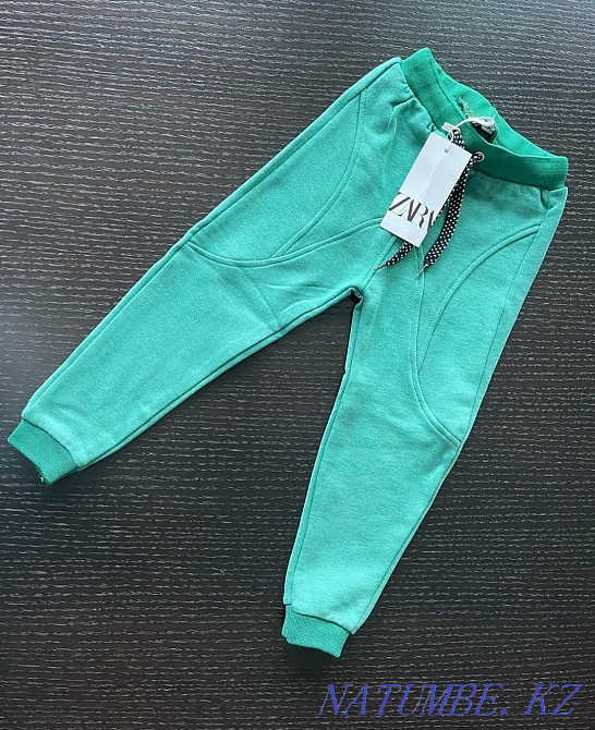 Детский трикотаж. Кофты, шорты. Астана - изображение 1