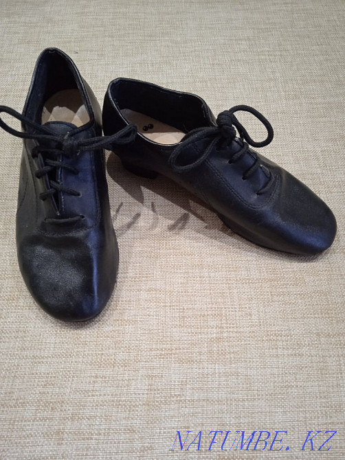 Shoes for ballroom dancing for a boy.  - photo 5