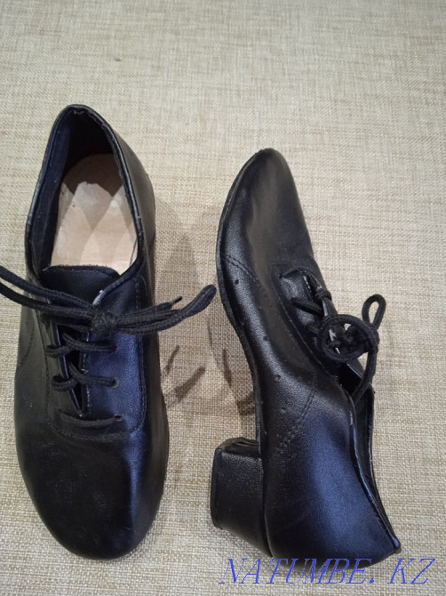 Shoes for ballroom dancing for a boy.  - photo 3