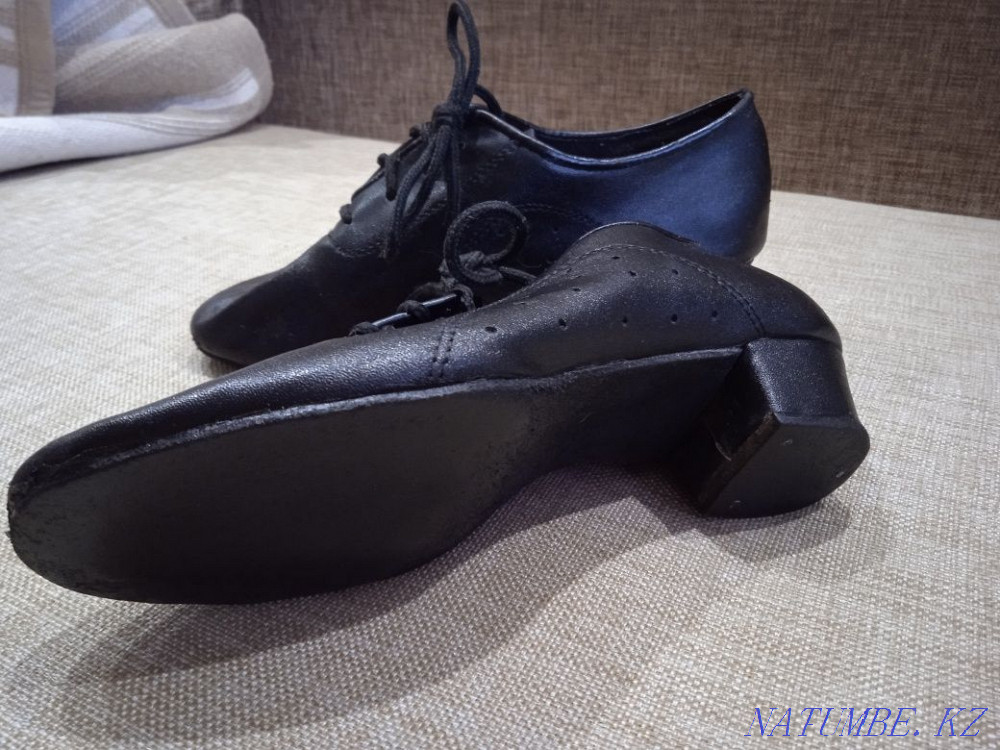 Shoes for ballroom dancing for a boy.  - photo 6