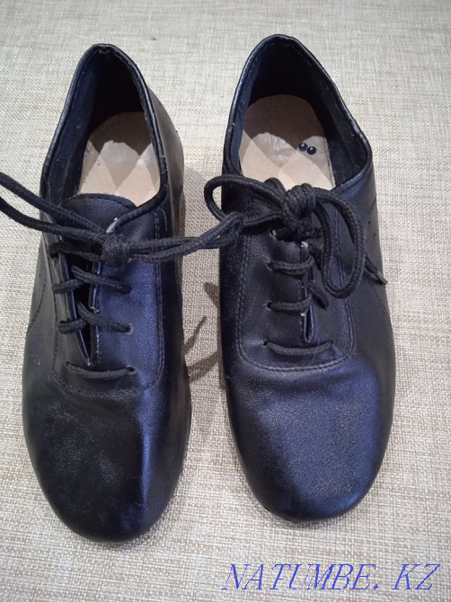 Shoes for ballroom dancing for a boy.  - photo 1