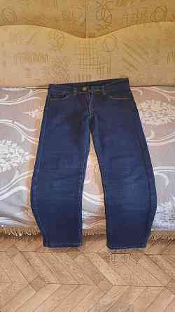 Джинсовые брюки на мальчика 10-12 лет. Цена 1700 тг. В отличном сост. Aqsu