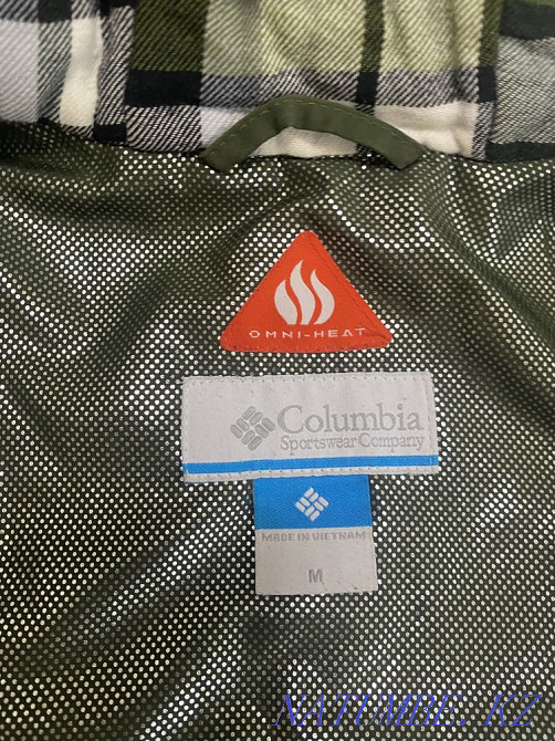 Мен Колумбия курткасын сатамын күз-көктем жылы қыс 10-12 жас  Ақтөбе  - изображение 2