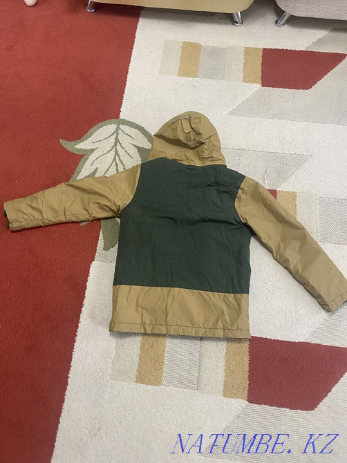 Мен Колумбия курткасын сатамын күз-көктем жылы қыс 10-12 жас  Ақтөбе  - изображение 6