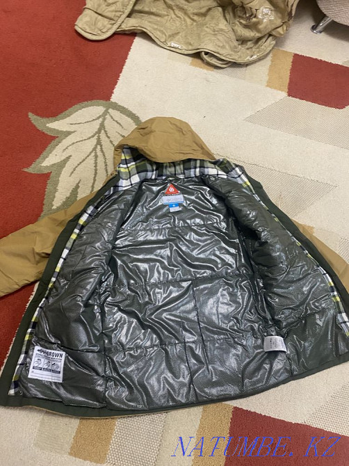 Мен Колумбия курткасын сатамын күз-көктем жылы қыс 10-12 жас  Ақтөбе  - изображение 3