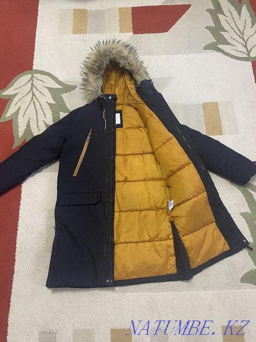 Өте жақсы жағдайда қысқы куртка сатылады  Ақтөбе  - изображение 4