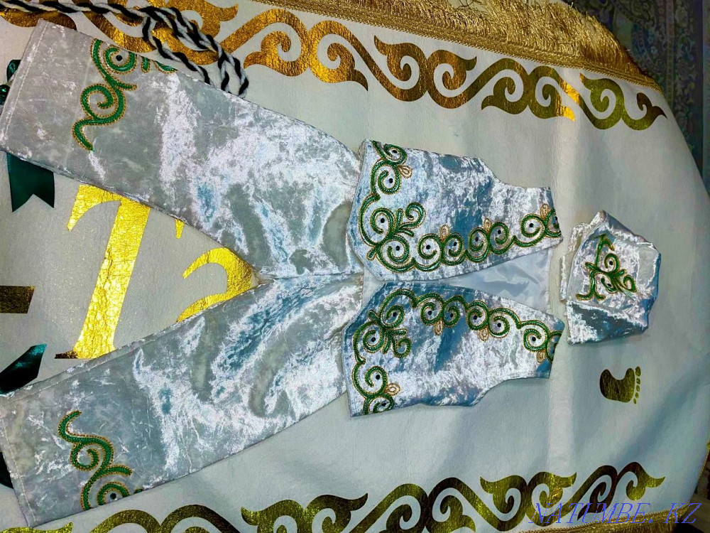 Костюм ?аза?ша?лгіде  отбасы  - изображение 5