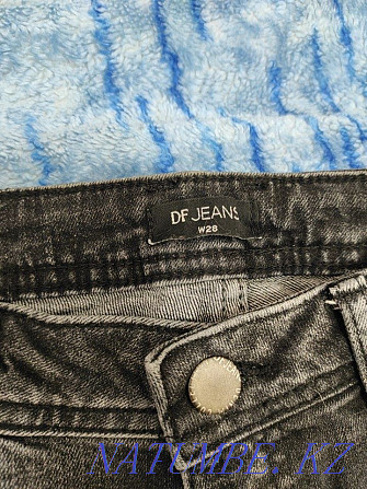 Шорты джинсовые. Актау - изображение 3