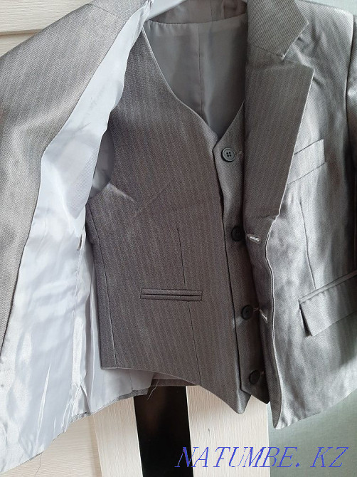 Бойы 104 болатын ұл балаға арналған костюм  Ақтөбе  - изображение 3