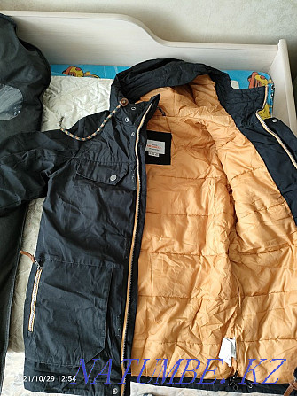 Selling a demi-season jacket for a boy Astana - photo 4