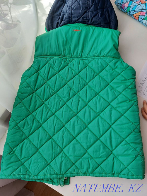 Waikiki vest for sale  - photo 6