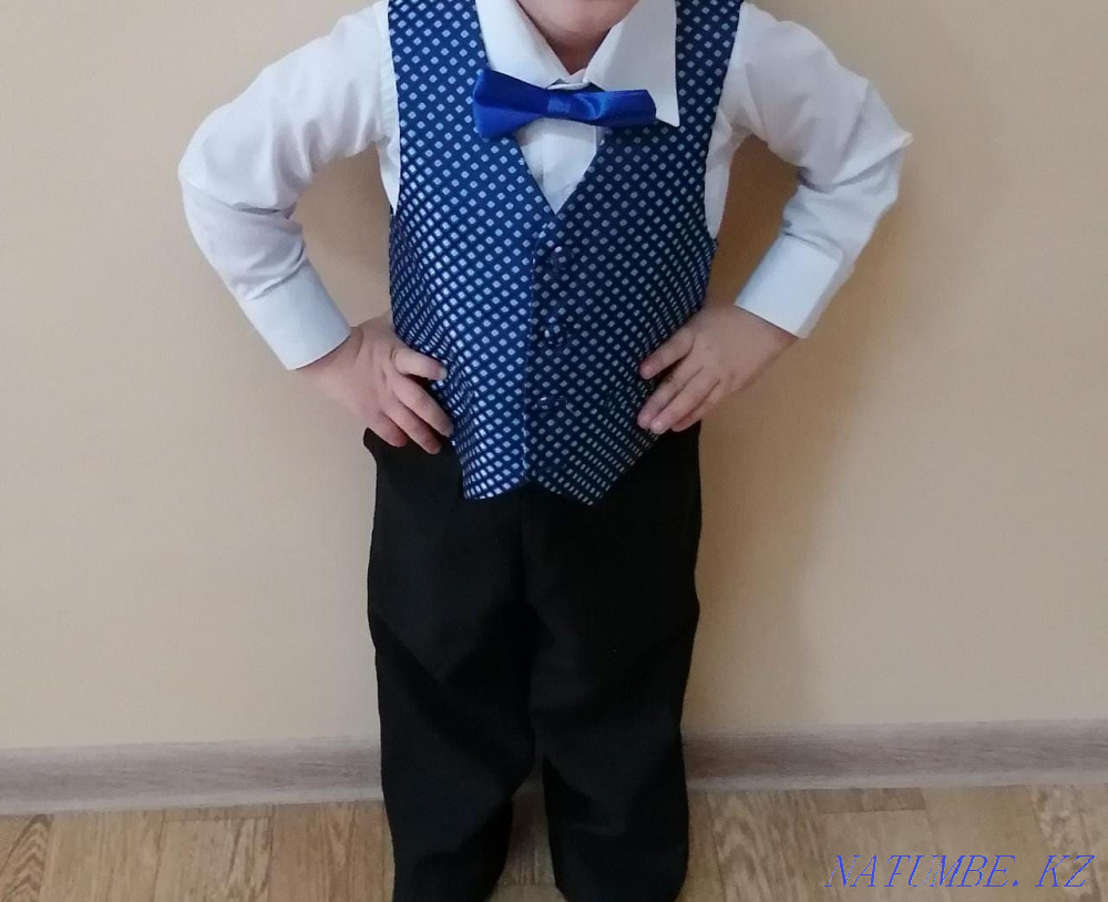 Elegant three piece suit Karagandy - photo 1