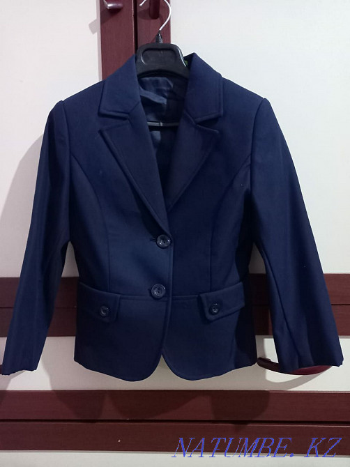 Продам школьный комплект для девочки 6-7 лет Каскелен - изображение 1