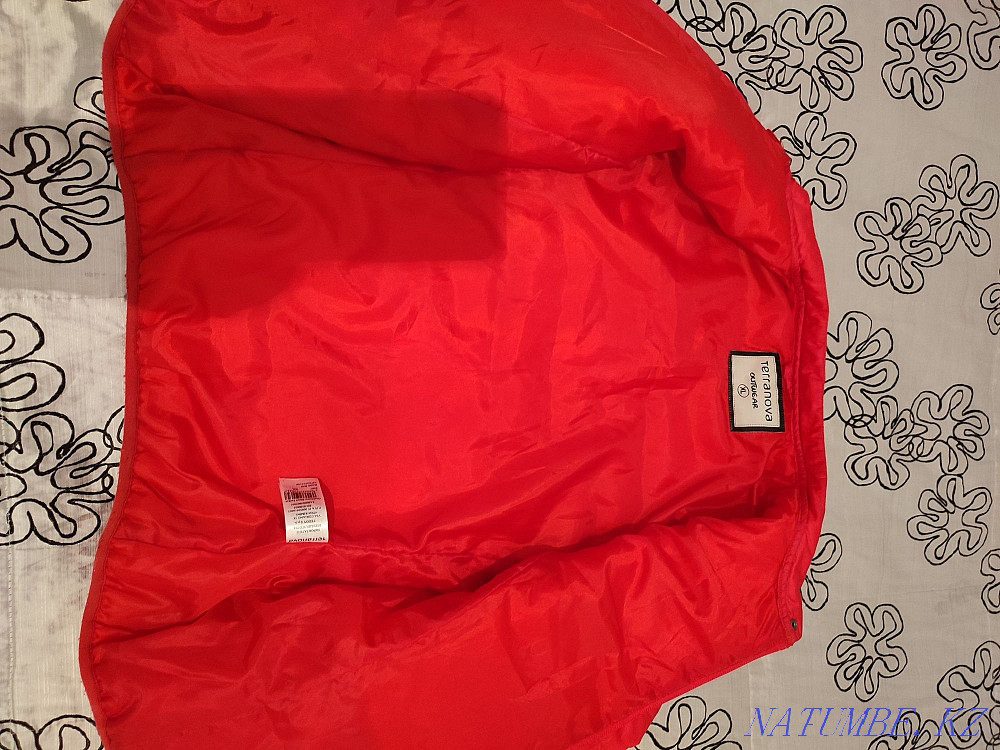 Selling a teenage jacket Almaty - photo 2