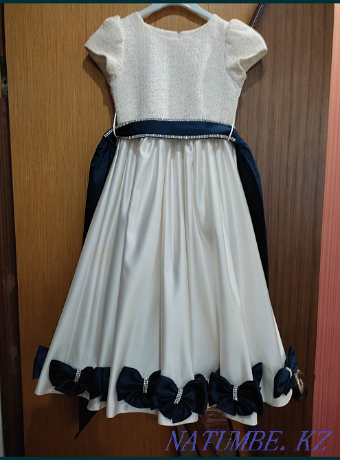 Gorgeous dress size 128 Oral - photo 3