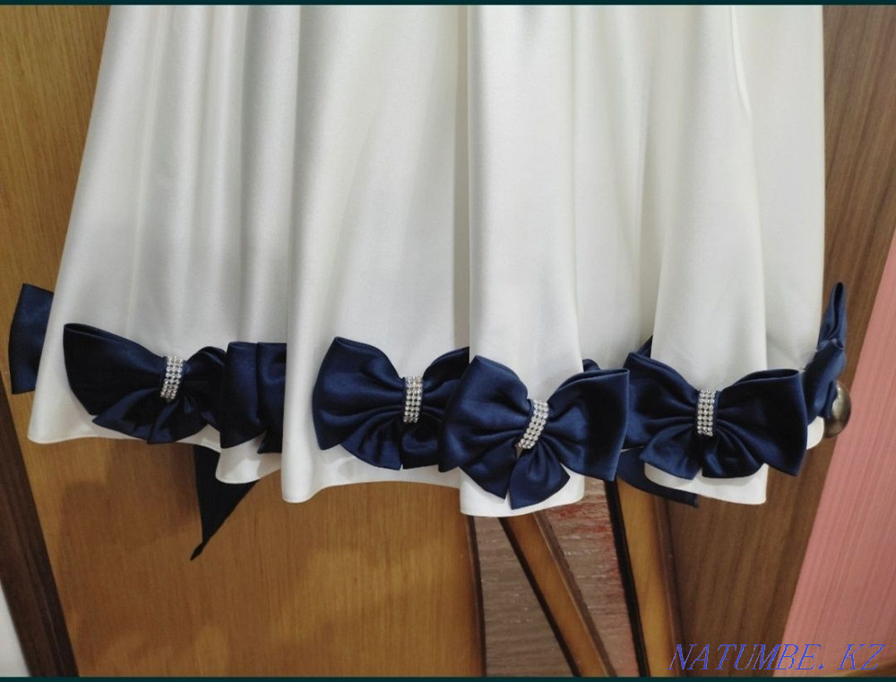 Gorgeous dress size 128 Oral - photo 4