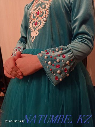 Национальное платья на рост 140-150 Астана - изображение 4