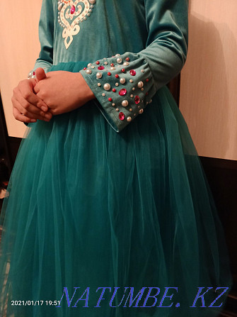 Национальное платья на рост 140-150 Астана - изображение 3