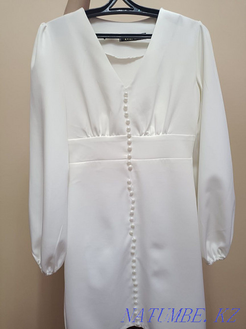 Өте жақсы жағдайда көйлек сатылады. беремін.  Жезқазған  - изображение 2