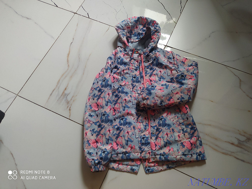 Продам куртку для девочки Астана - изображение 1