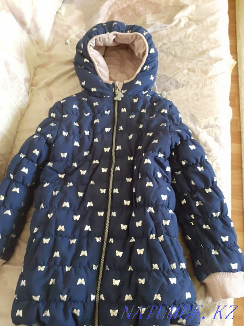 ?yz bala?a arnal?an satylada куртка.  Ақтөбе  - изображение 2