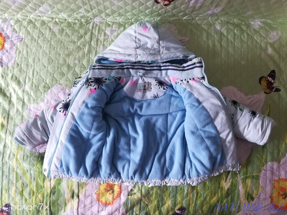 Продам детскую куртку. Усть-Каменогорск - изображение 3