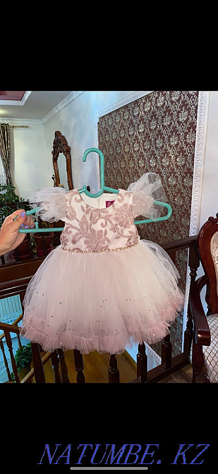 Very beautiful dress  - photo 1