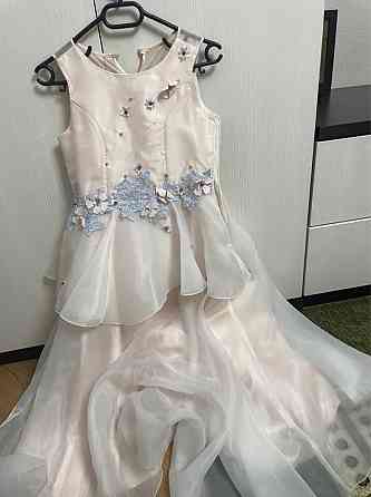 Продам детские нарядные платья Astana