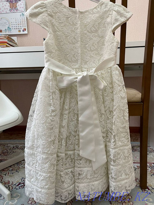 Ball gown. Size 6 years Kyzylorda - photo 2