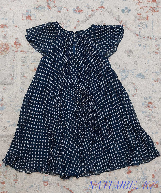 Продам платье BENETTON на 7-9 лет (130 см) в отл. состоянии за 2500тг! Караганда - изображение 4