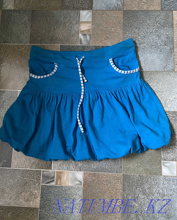 Комплект из юбки и топа голубого цвета Актобе - изображение 2