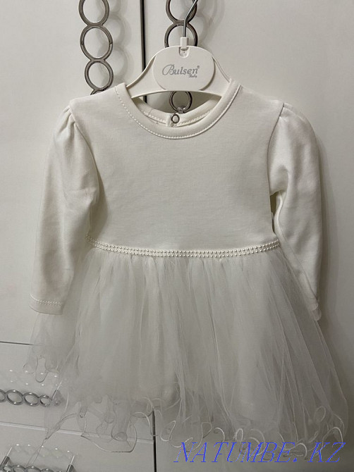 White dress with cape  - photo 2